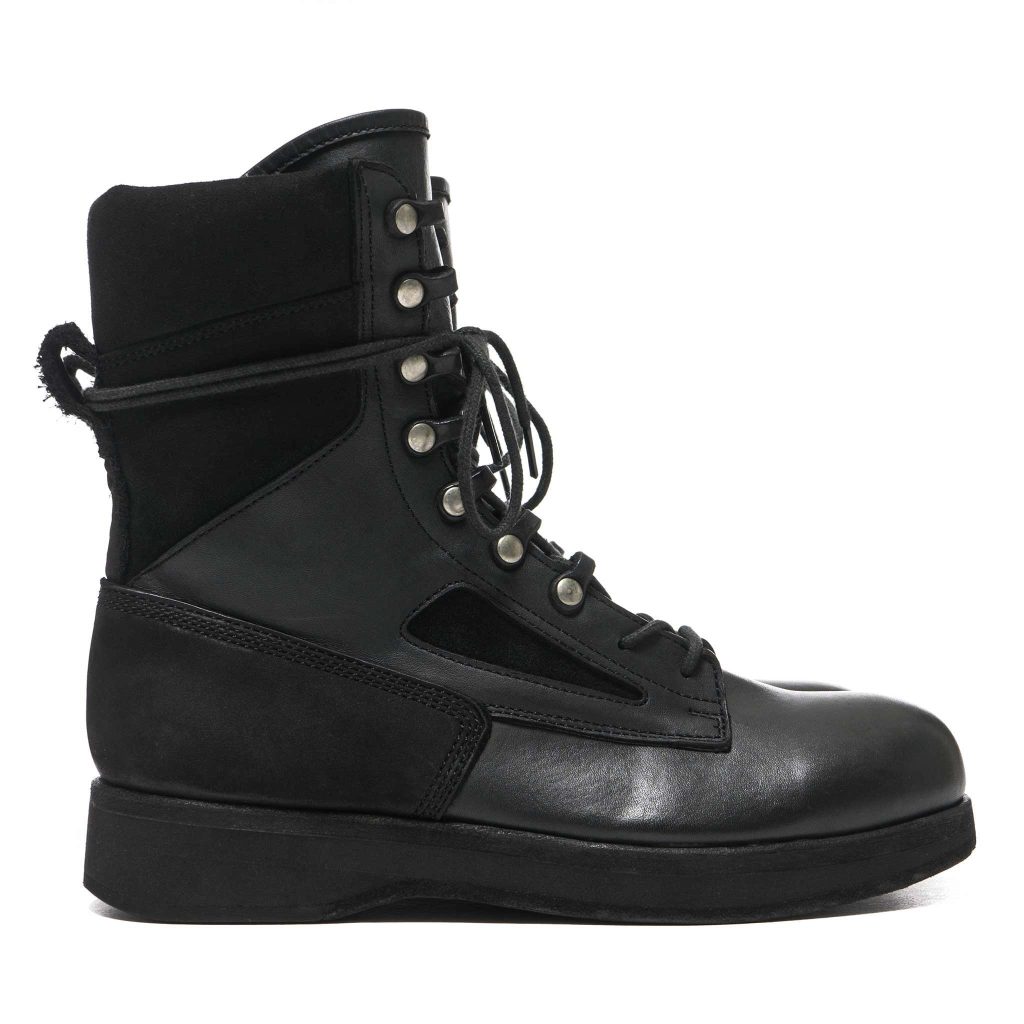 sacai-hender-scheme-collaboration-leather-boots-2016aw-12