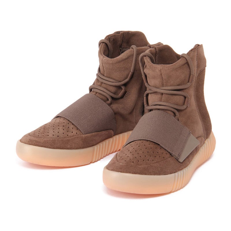 uverworld-takuya-sneaker-yeezy-boost-750-light-brown