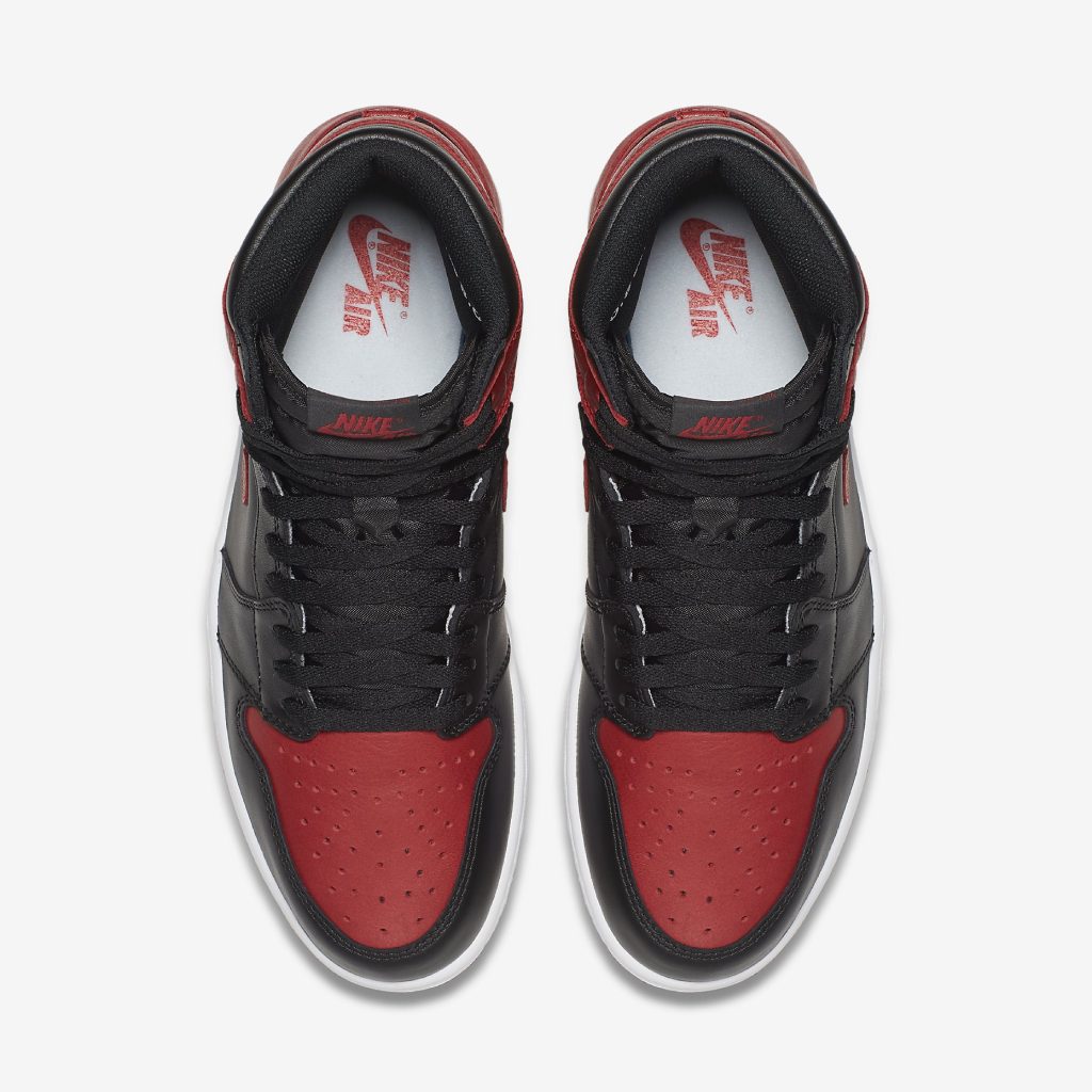 nike-air-jordan-1-bred-fragment-design-type-mobile-battery-key-holder