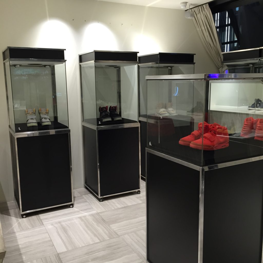 king-masa-shoceseum-at-barneys-new-york-shinjuku-review