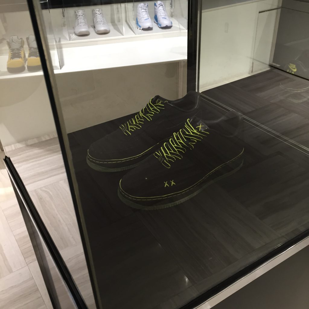 king-masa-shoceseum-at-barneys-new-york-shinjuku-review