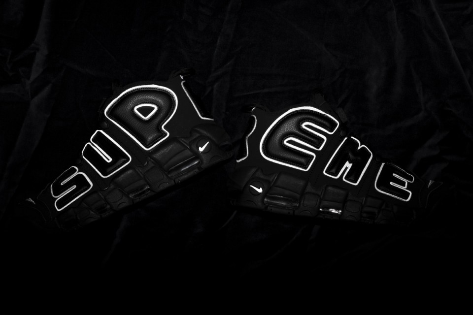 supreme-nike-air-more-uptempo-release-20170429-black