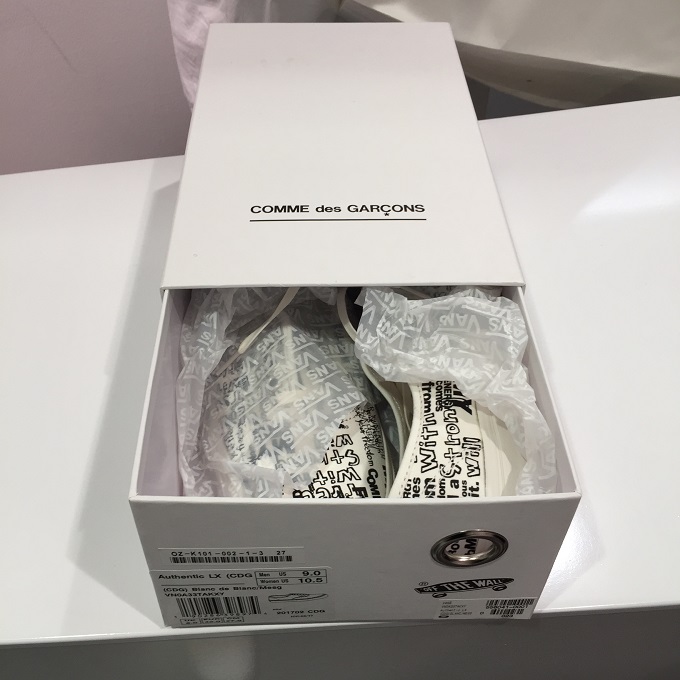 comme-des-garcons-cdg-vnas-authentic-lx
