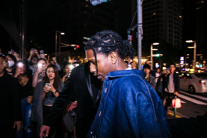 vlone-japan-pop-up-store-launch-party-hosted-by-asap-rocky-and-the-cozy-boys-20171007