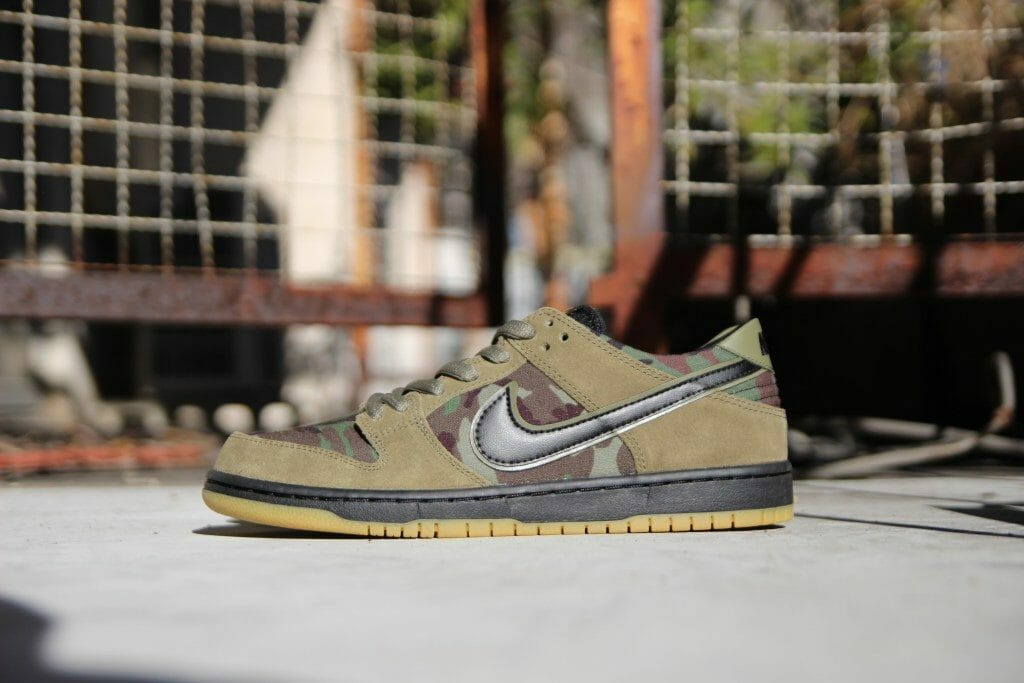 nike-sb-zoom-dunk-low-pro-camouflage-854866-209-release-20180101