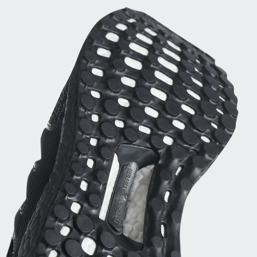 adidas-ultra-boost-4-0-triple-black-bb6171-release-20180119