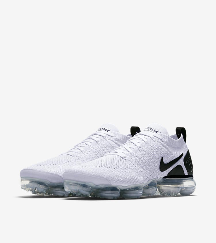 nike-air-vapormax-flyknit-2-white-black-white-942842-103-20180405