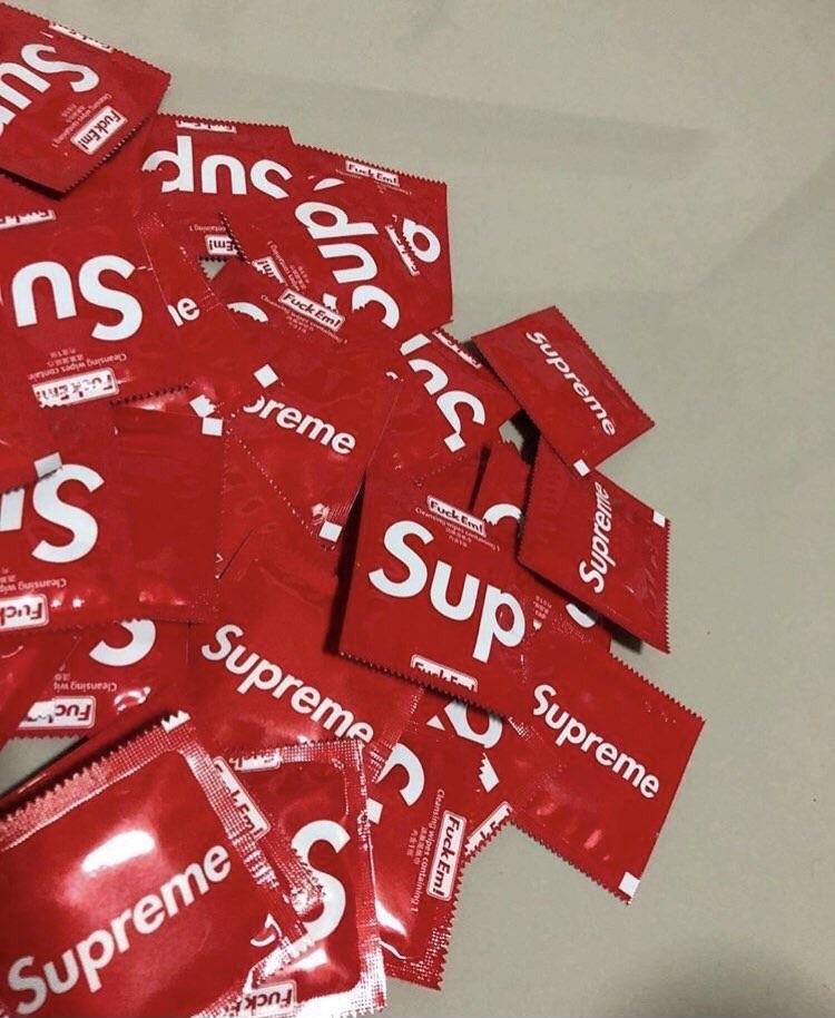 supreme-2018aw-fall-winter-condom