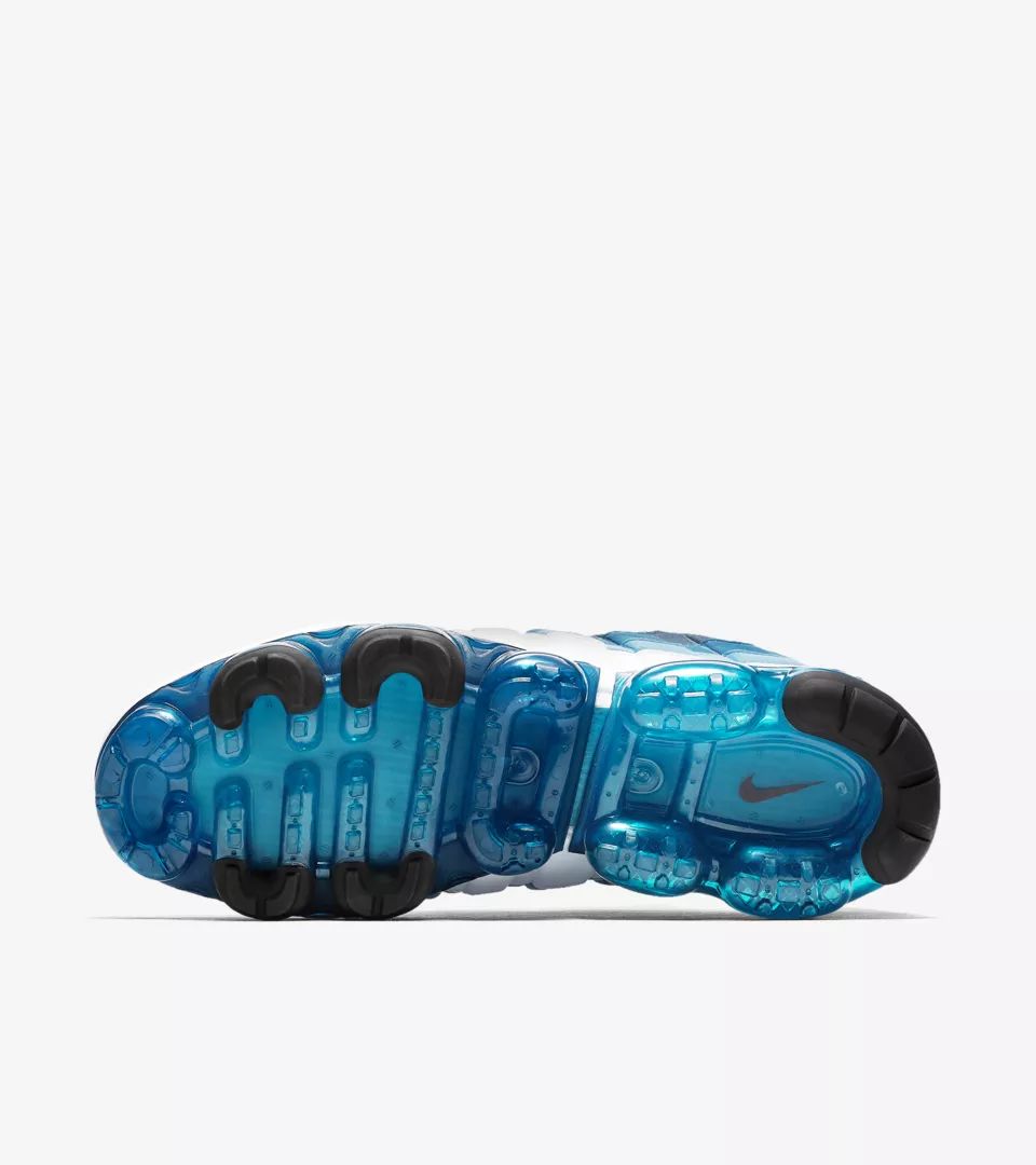nike-air-vapormax-95-aj7292-100-release-20180906
