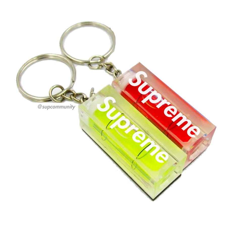 supreme-18aw-fall-winter-bubble-level-keychain