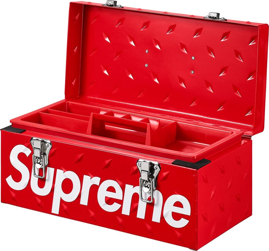 supreme-18aw-fall-winter-diamond-plate-tool-box