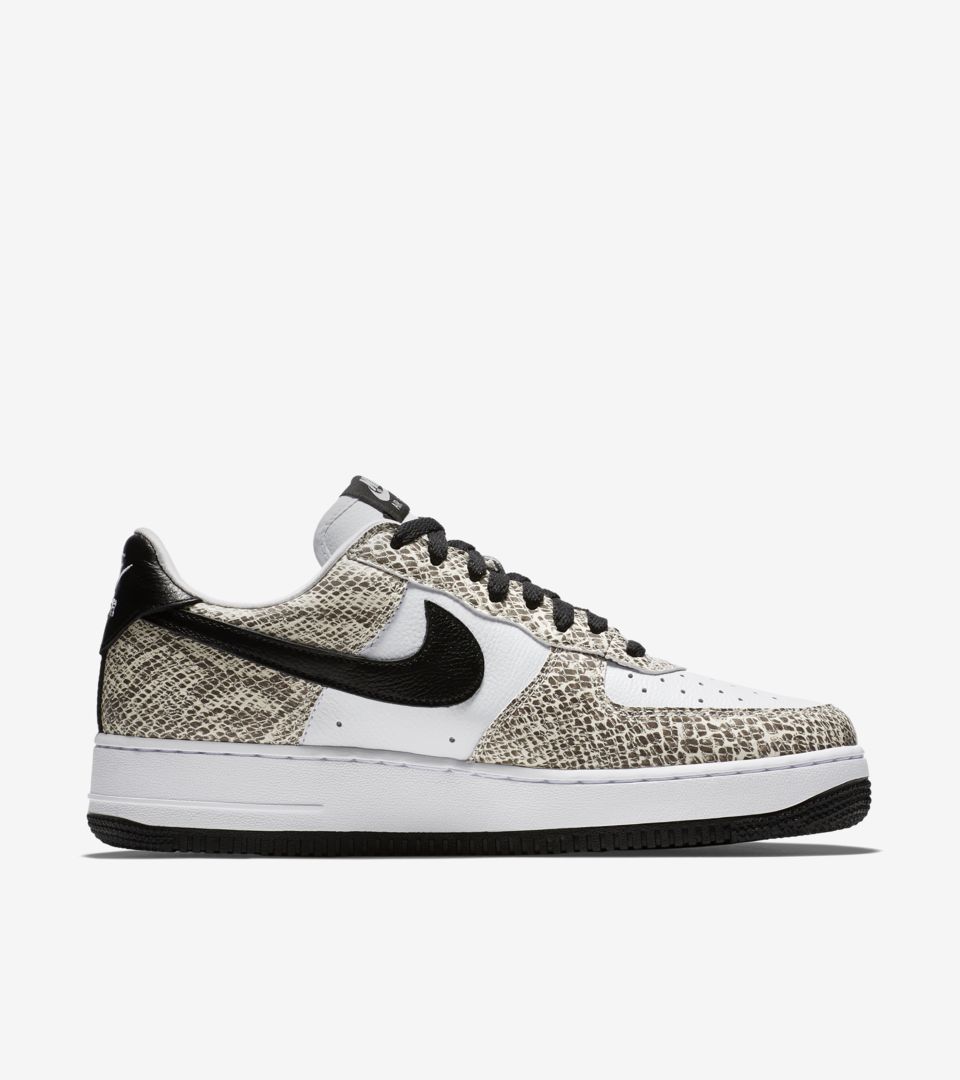 nike-air-force-1-low-retro-cocoa-snake-845053-104-release-20181116