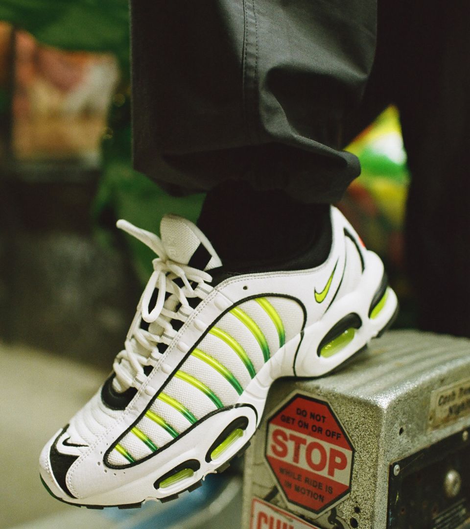NIKE AIR MAX TAILWIND OG WHITE VOLTが4/25に国内発売予定【直リンク有り】 | God Meets Fashion