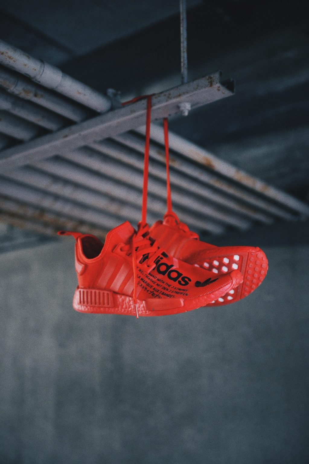 atmos-adidas-nmd-r-1-triple-red-fx4358-release-20200418