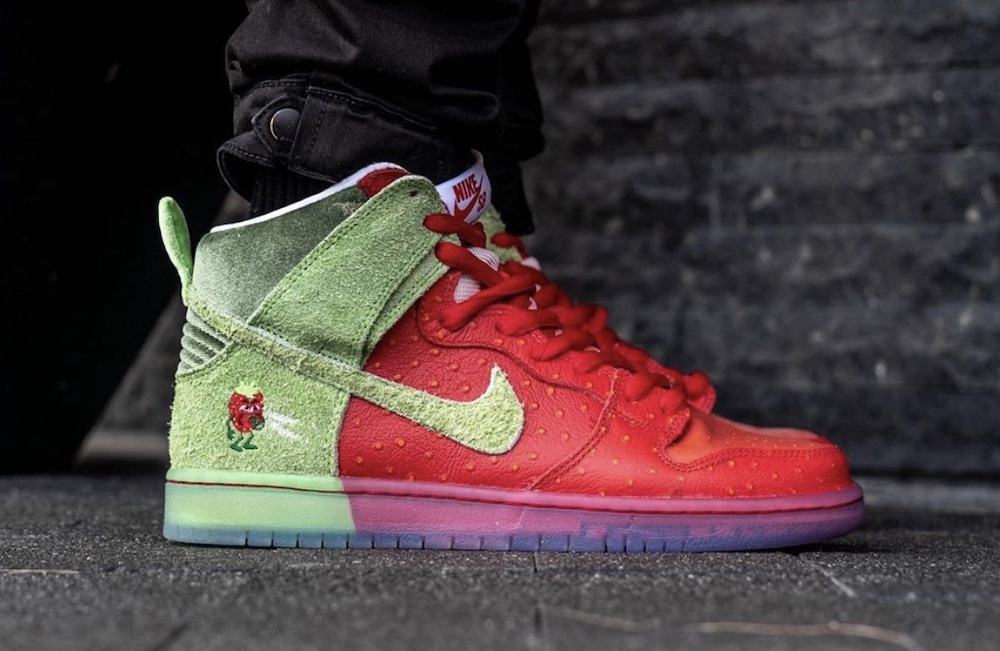 todd-bratrud-nike-sb-dunk-high-strawberry-cough-cw7093-600-release-20211030