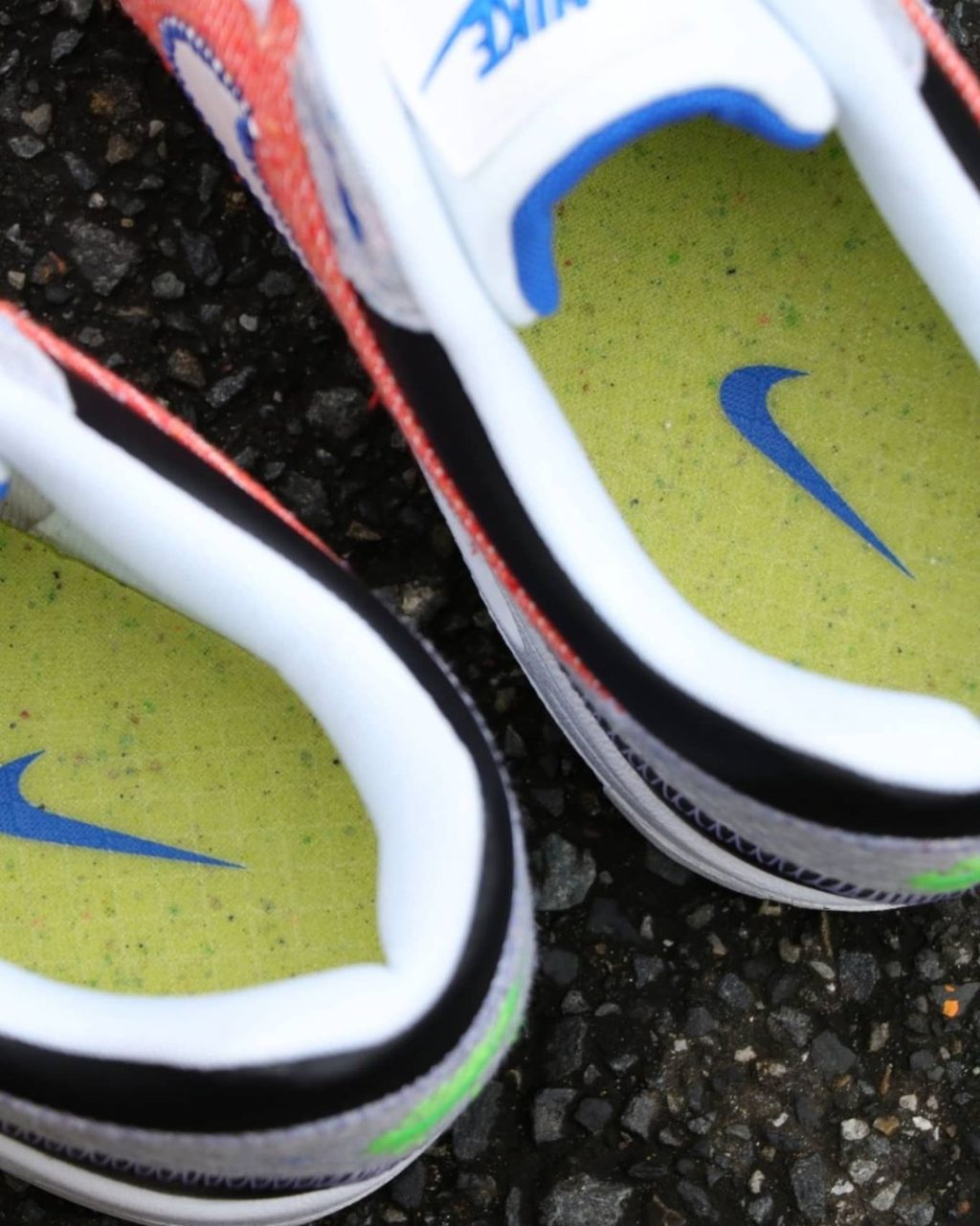 nike-air-max-1-nrg-white-black-electric-green-game-royal-ct1643-100-release-20201022