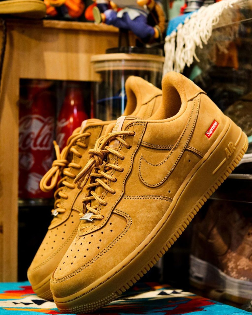 supreme-nike-air-force-1-low-flax-release-2021
