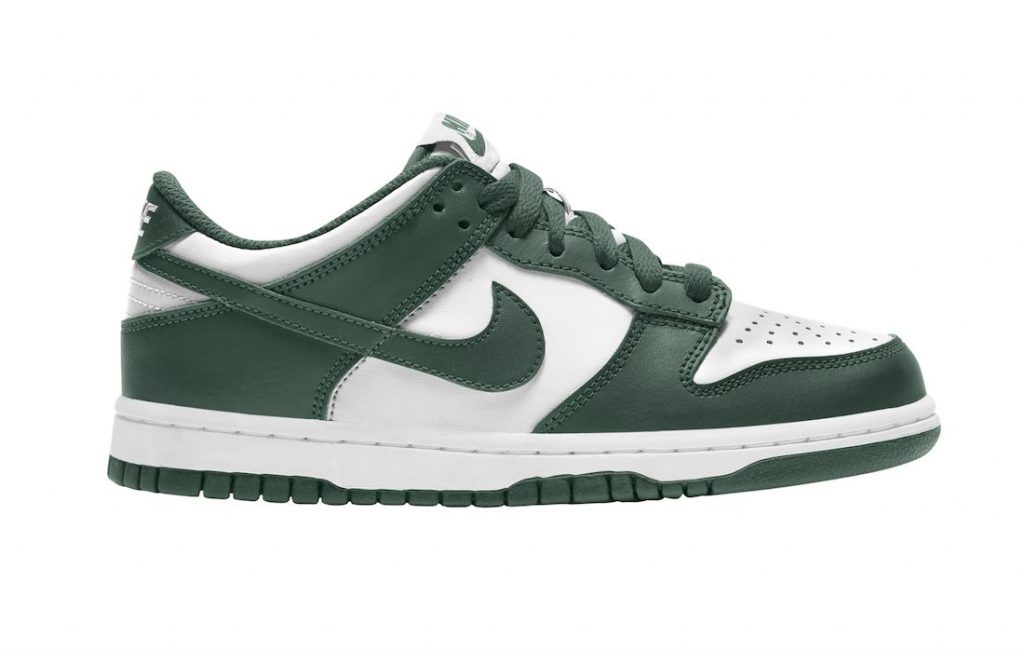 nike-dunk-low-white-green-cw1590-102-release-2021