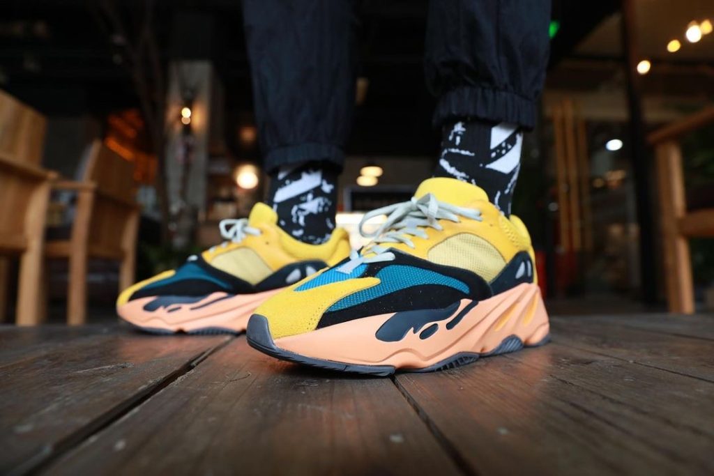 adidas-yeezy-boost-700-sun-gz6984-release-20210123