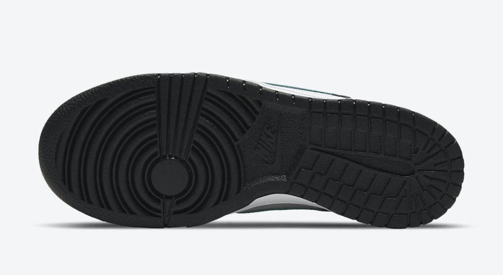 nike-dunk-low-gs-tiffany-blue-cw1590-003-release-2021