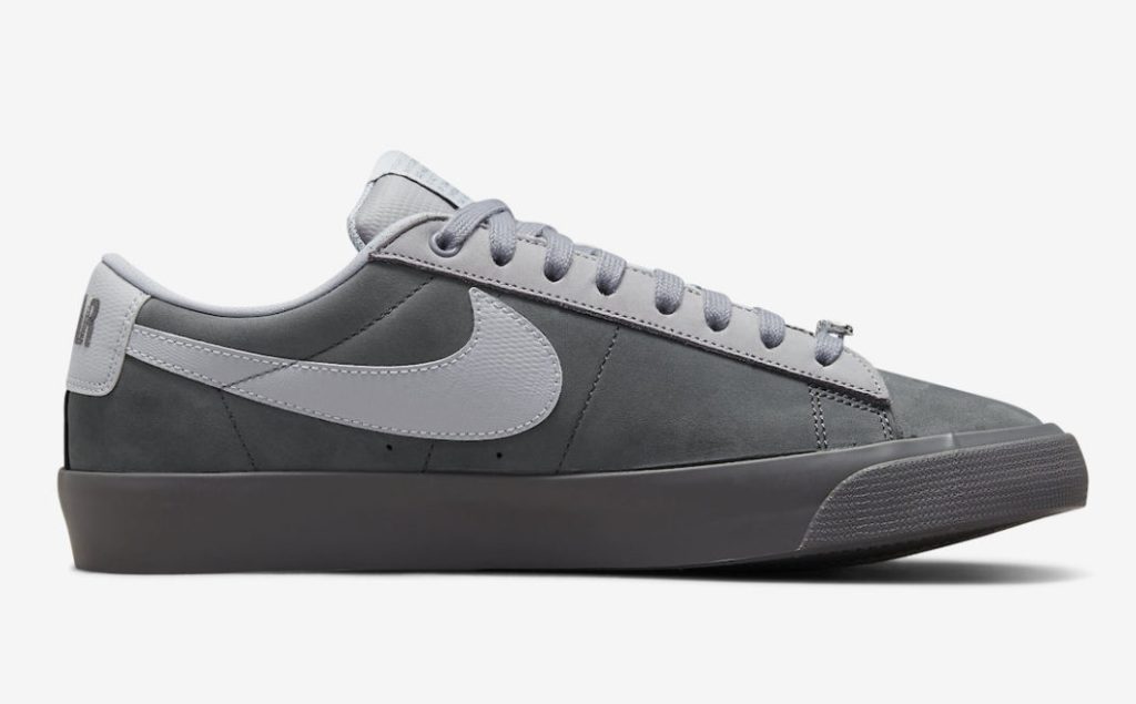 forty-percents-against-rights-nike-sb-blazer-low-dn3754-001-release-20211220