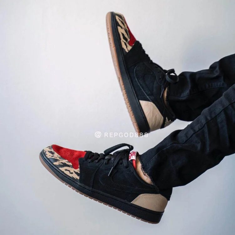 solefly-nike-air-jordan-1-low-dn3400-001-release-20211217