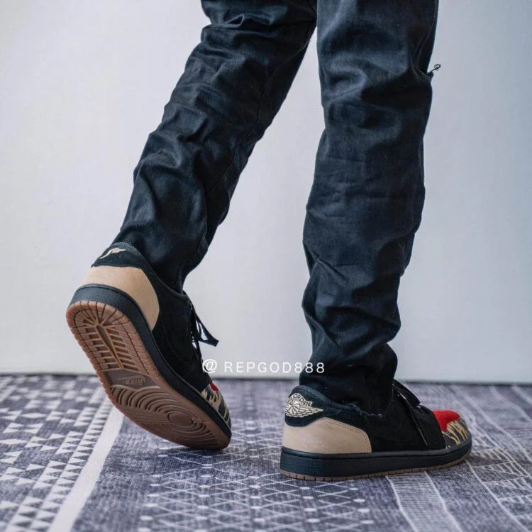 solefly-nike-air-jordan-1-low-dn3400-001-release-20211217