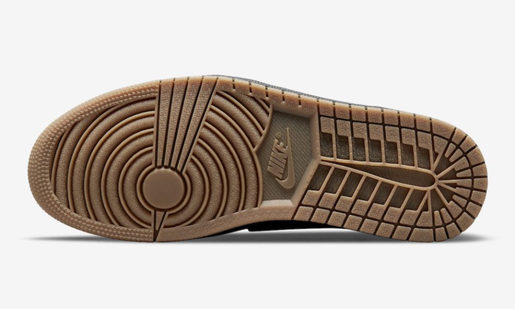 solefly-nike-air-jordan-1-low-dn3400-001-release-20211217