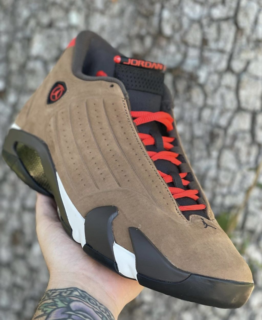 nike-air-jordan-14-winterized-do9406-200-release-20211016