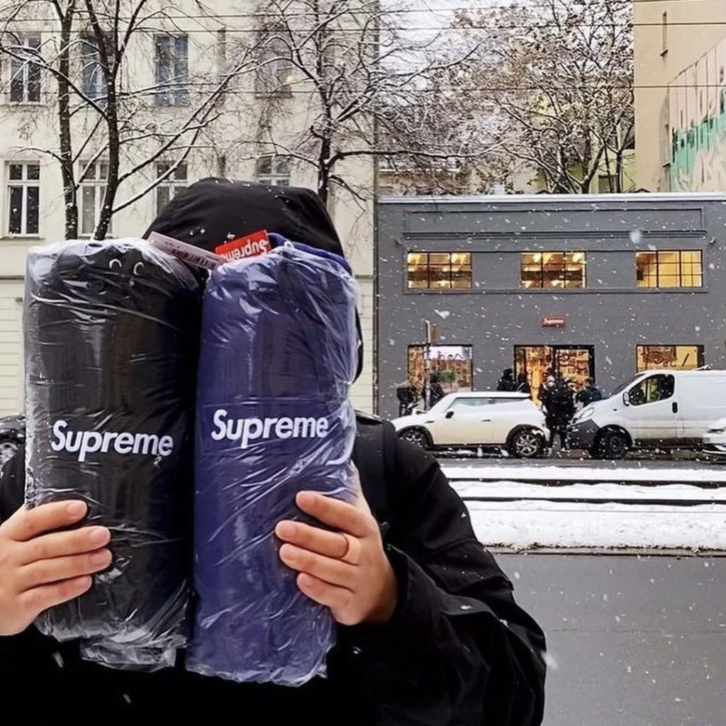 supreme-online-store-20211211-week16-release-items-look