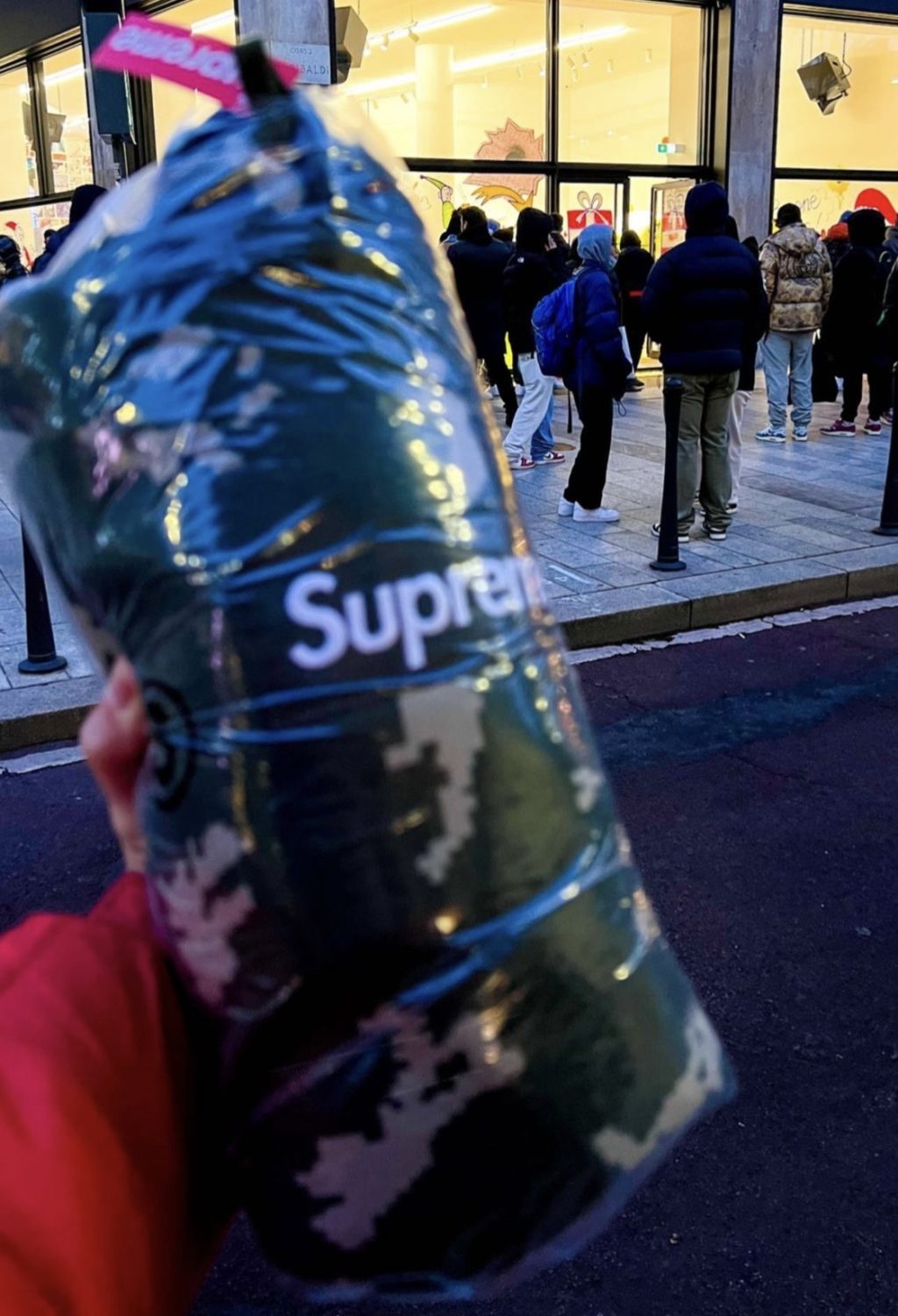 supreme-online-store-20211211-week16-release-items-look