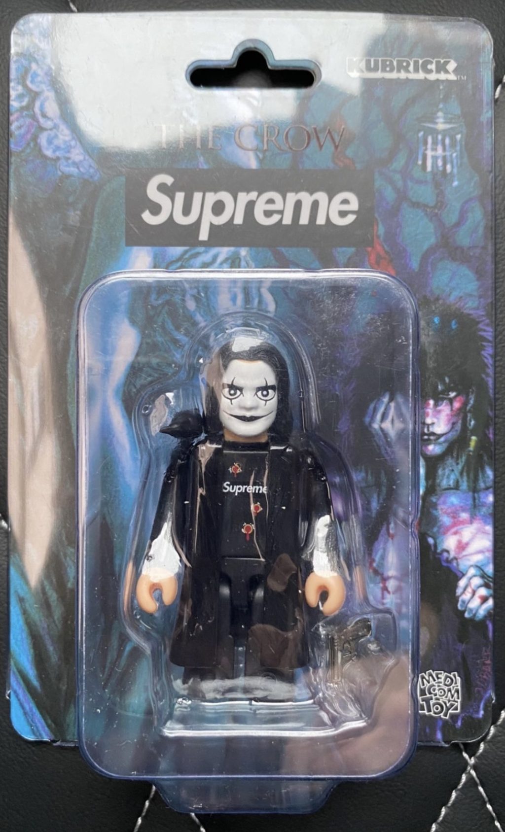 supreme-online-store-20211225-week18-release-items-look