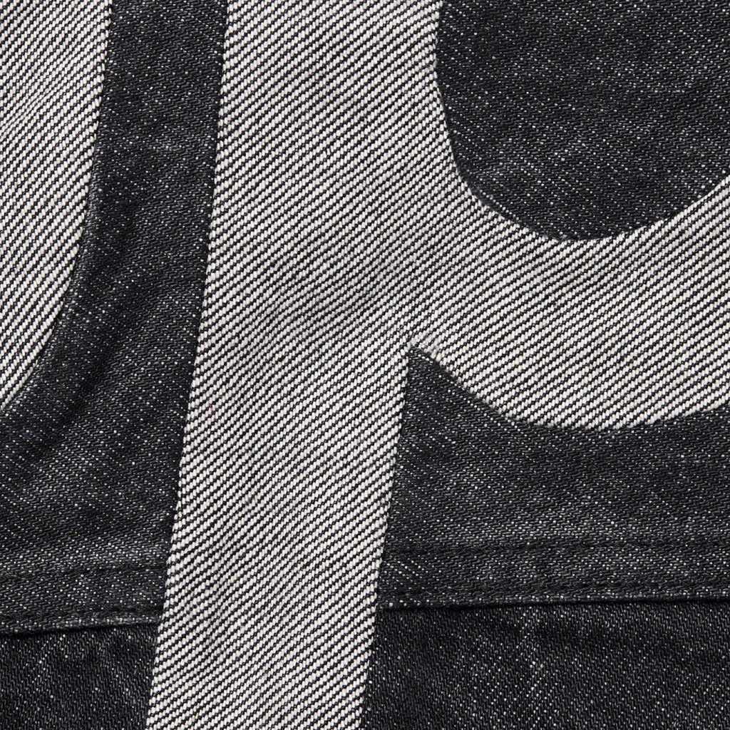 supreme-22ss-inset-logo-denim-trucker-jacket