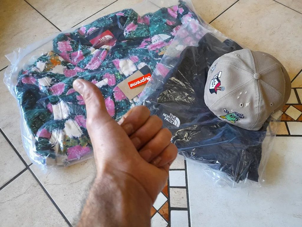 supreme-online-store-20220611-week16-release-items-look