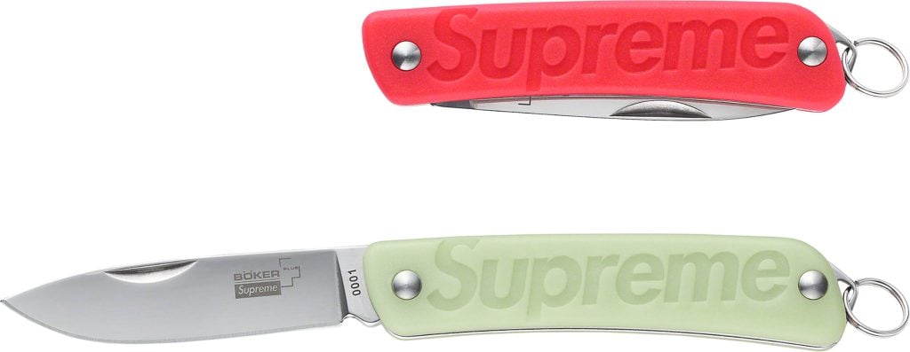 supreme-22aw-22fw-supreme-boker-glow-in-the-dark-keychain-knife