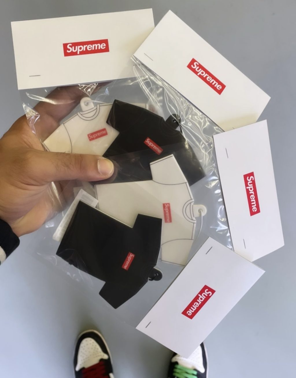 supreme-online-store-20221022-week8-22aw-22fw-release-items-look