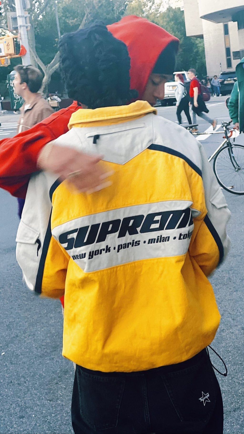 supreme-online-store-20221022-week8-22aw-22fw-release-items-look
