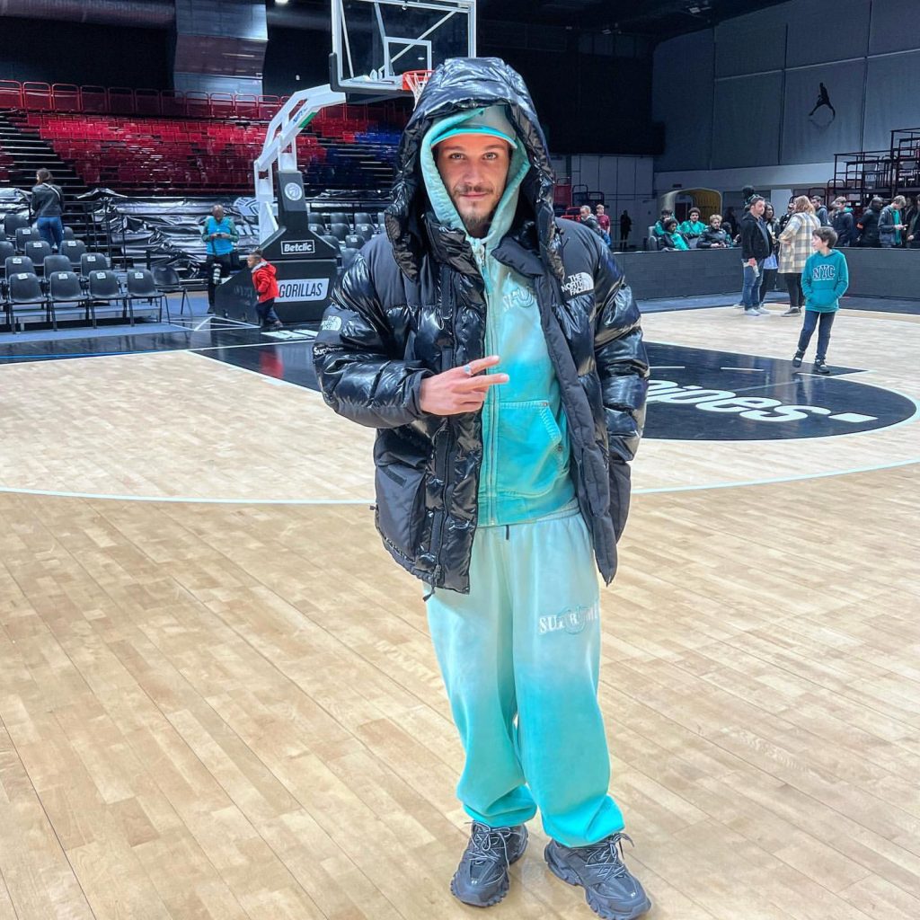 supreme-online-store-20221203-week14-22aw-22fw-release-items