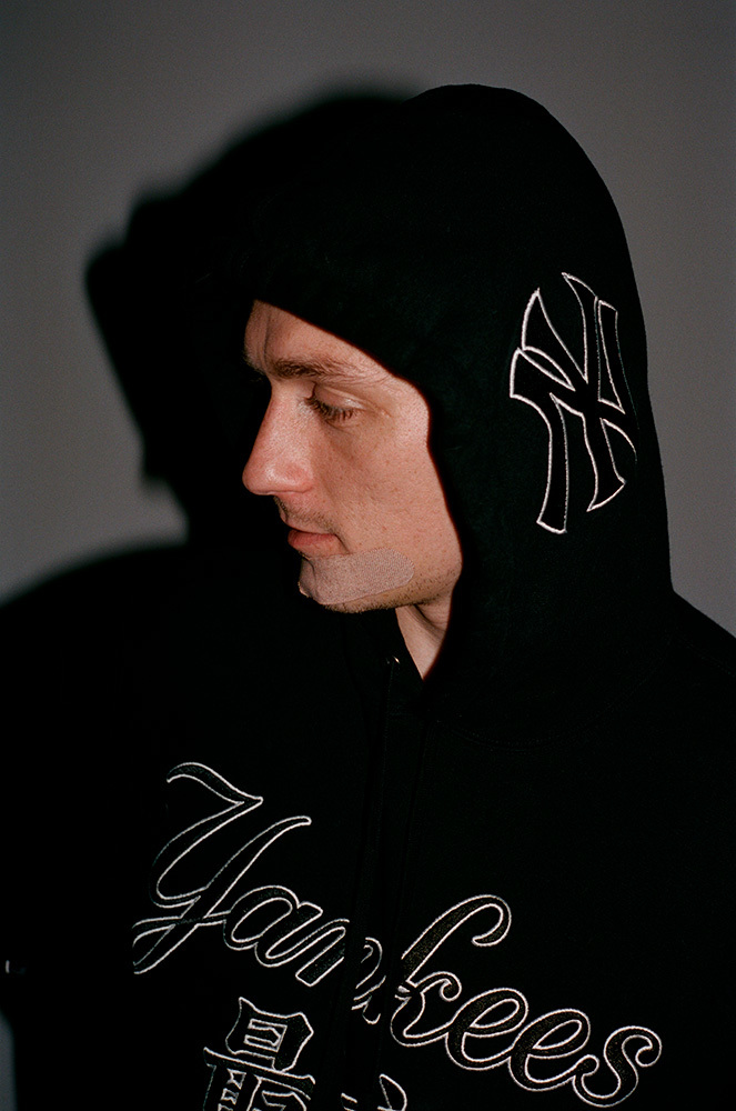 supreme-new-york-yankees-kanji-collaboration-22aw-22fw-20221112-week11