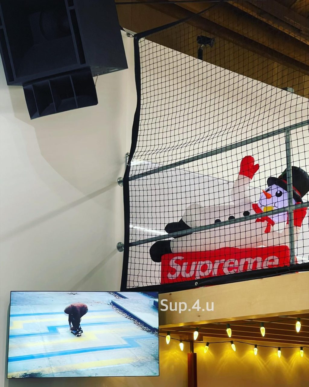 supreme-online-store-20221203-week14-22aw-22fw-release-items-look