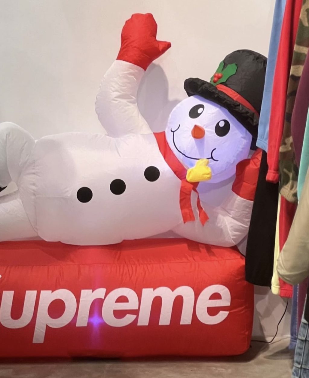 supreme-online-store-20221203-week14-22aw-22fw-release-items-look