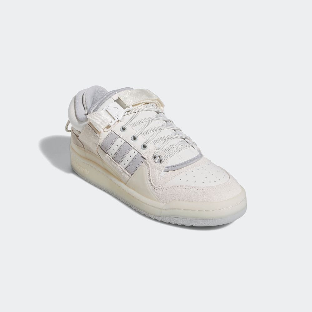bad-bunny-adidas-forum-low-cloud-white-hq2153-release-20221210