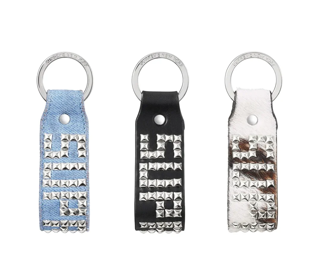 supreme-23ss-hollywood-trading-company-studded-keychain