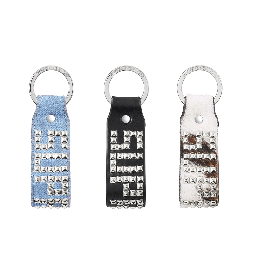 suprem-23ss-hollywood-trading-company-studded-keychain