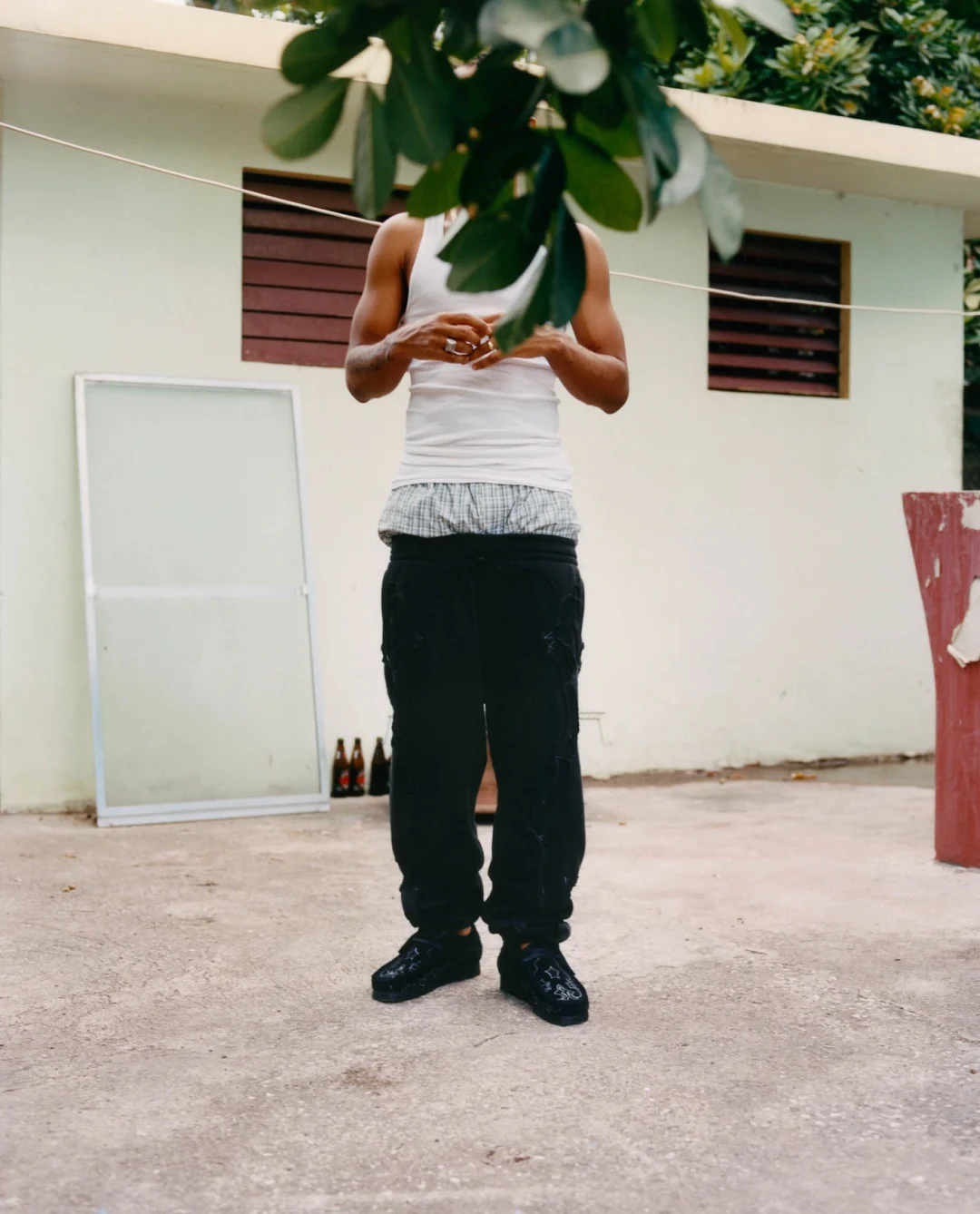 supreme-23ss-spring-summer-launch-schedule-leak-items-clarks