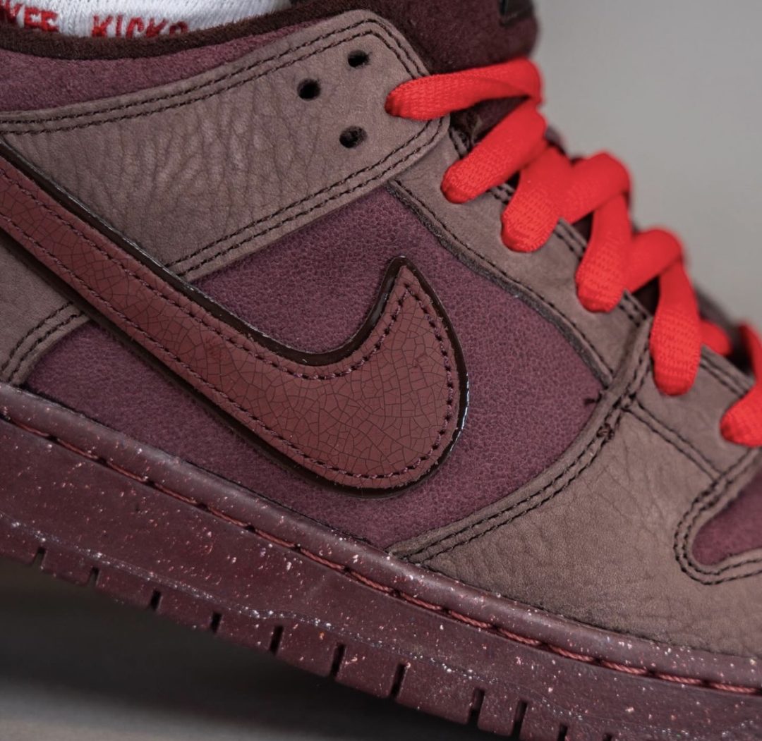 nike-sb-dunk-low-valentines-day-release-202402
