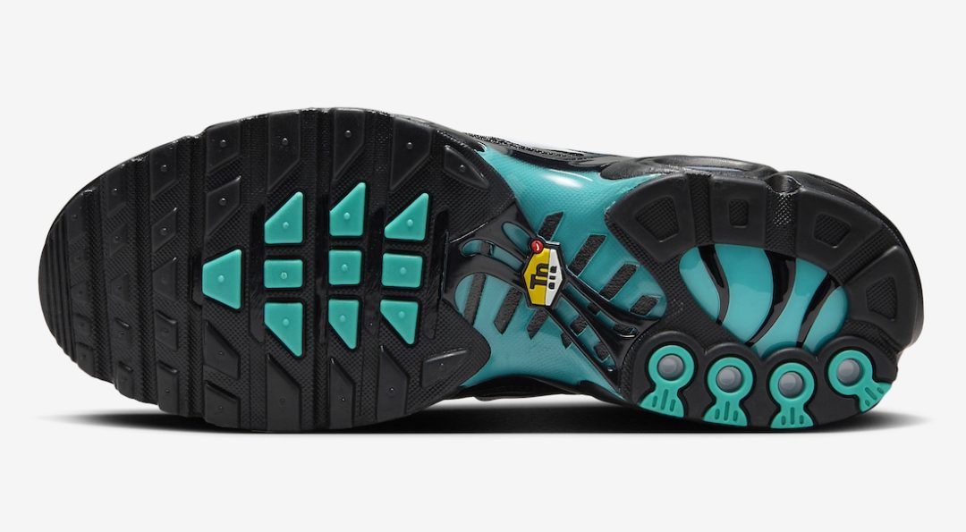 nike-air-max-plus-light-retro-dm0032-401-release-20231202