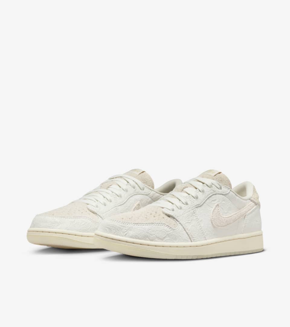 nike-chris-paul-nike-air-jordan-1-low-og-fz0455-200-release-20231128