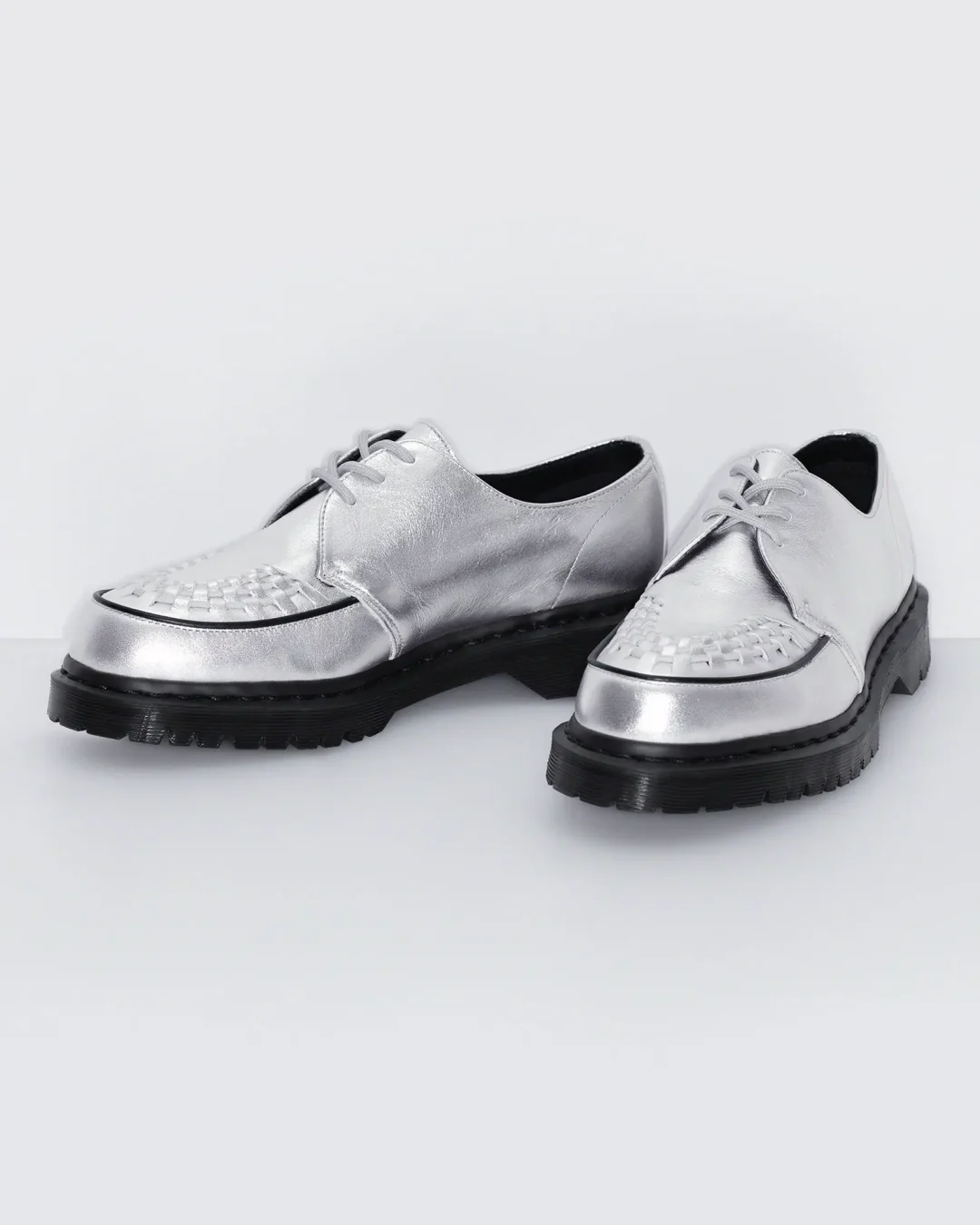 supreme-online-store-20231118-week13-23fw-23aw-release-items-dr-martens