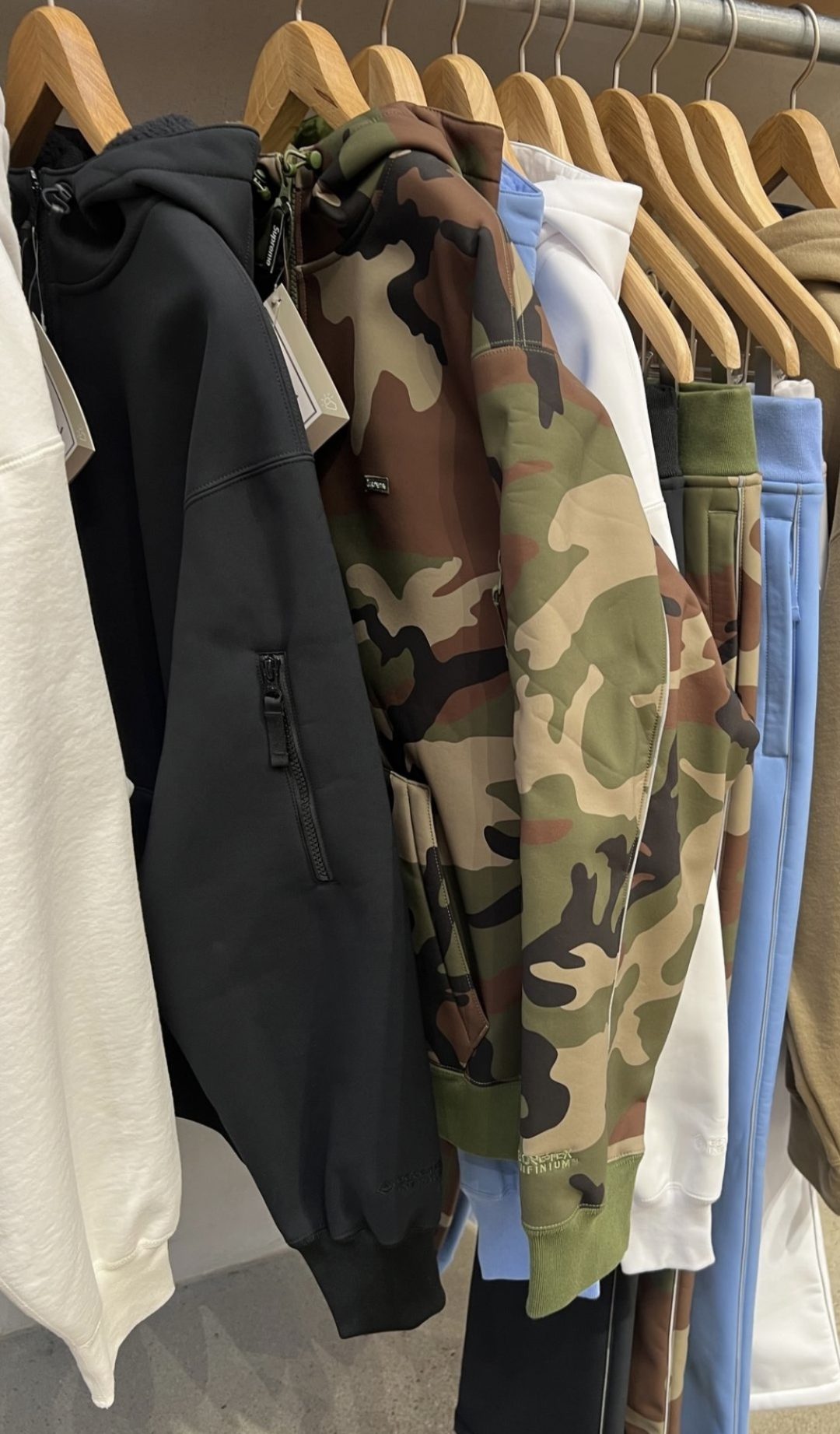 supreme-online-store-20231209-week16-23fw-23aw-release-items-look